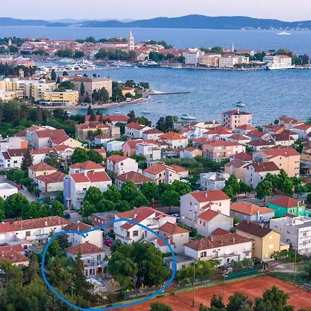 B&d For The Complete Pleasure Of Vacation !heated! Private Pool! Oasis In The Center Of Zadar, 100m From The Sea Villa *