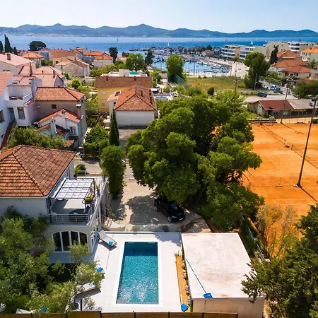 B&d For The Complete Pleasure Of Vacation !heated! Private Pool! Oasis In The Center Of Zadar, 100m From The Sea Villa
